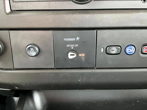 Used 2019 Chevrolet Express 2500 LS RWD image 17