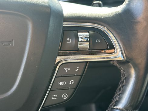 Used 2023 Lincoln Navigator L Reserve image 27