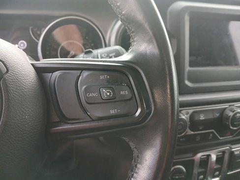 Used 2022 Jeep Wrangler Sport S image 17