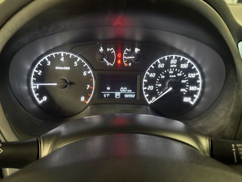 Used 2015 Nissan Sentra S image 13