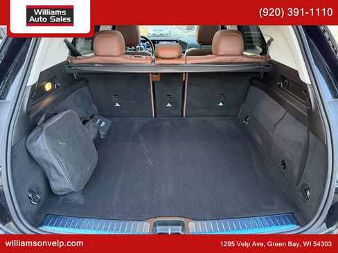 Used 2024 Mercedes-Benz GLE 450e 4MATIC w/ AMG Line Exterior image 31