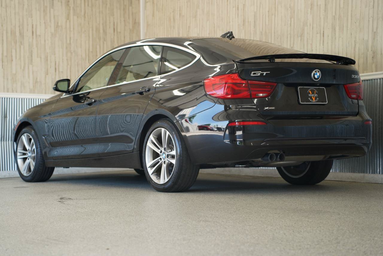 Used 2018 BMW 330i Gran Turismo xDrive AWD/4WD image 7