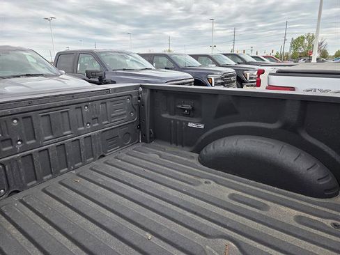 Used 2023 Ford F250 XL w/ XL Chrome Package AWD/4WD image 2