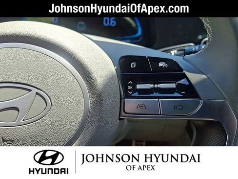 Certified 2025 Hyundai Elantra Sport FWD image 20