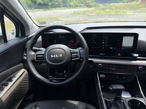 New 2026 Kia Carnival EX FWD image 27