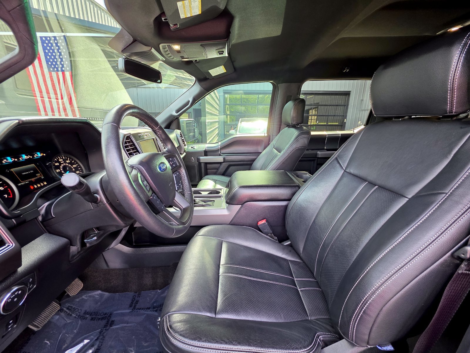 Used 2020 Ford F150 XLT w/ Equipment Group 302A Luxury AWD/4WD image 25