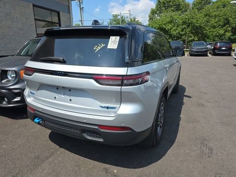 Used 2023 Jeep Grand Cherokee Trailhawk AWD/4WD image 20