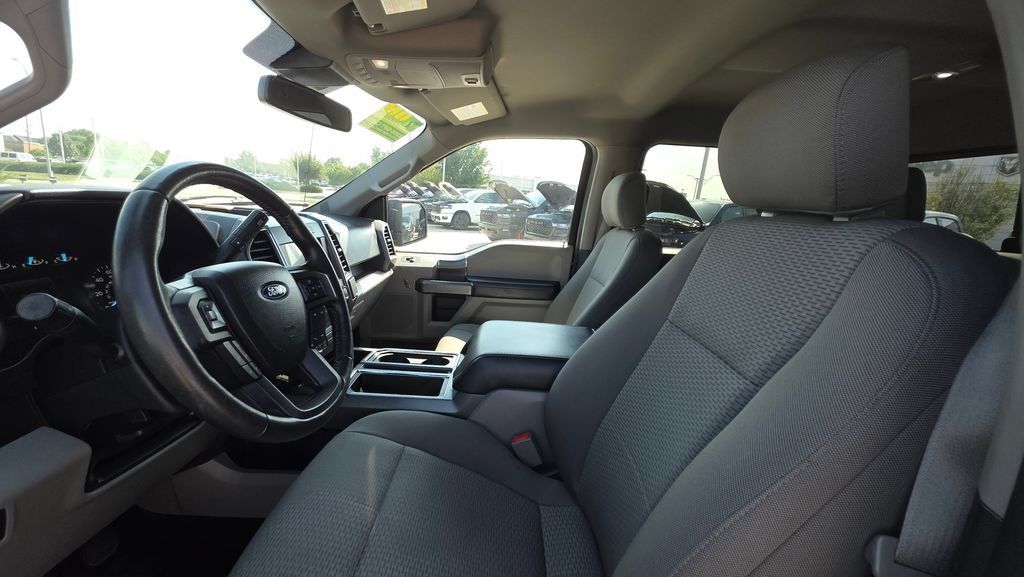 Used 2019 Ford F150 XLT w/ Equipment Group 302A Luxury AWD/4WD image 12