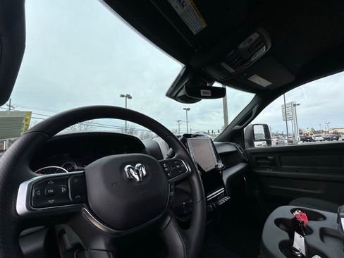 New 2026 RAM 3500 Tradesman AWD/4WD image 14