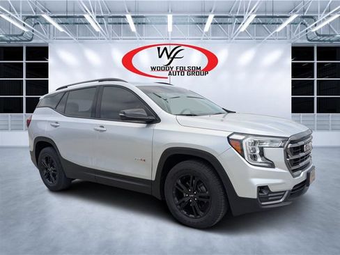 Used 2022 GMC Terrain AT4 w/ LPO, Floor Liner Package AWD/4WD image 34
