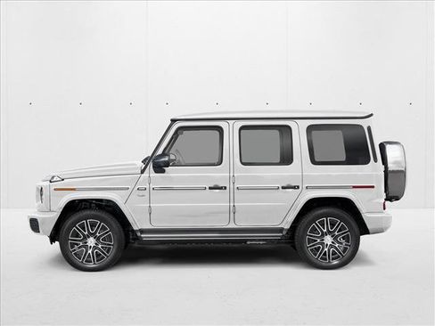 New 2026 Mercedes-Benz G 580 w/ EQ Technology image 3