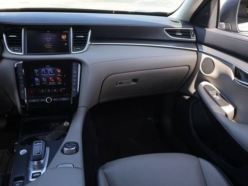 Used 2023 INFINITI QX50 Luxe FWD image 18