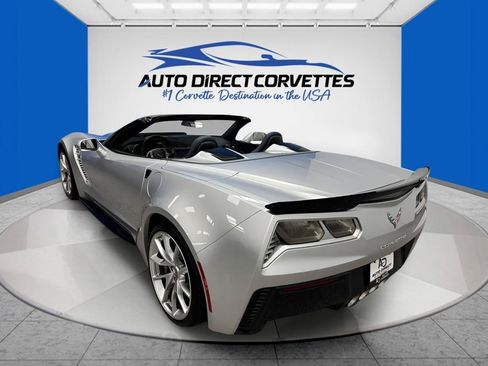 Used 2017 Chevrolet Corvette Z06 RWD image 13