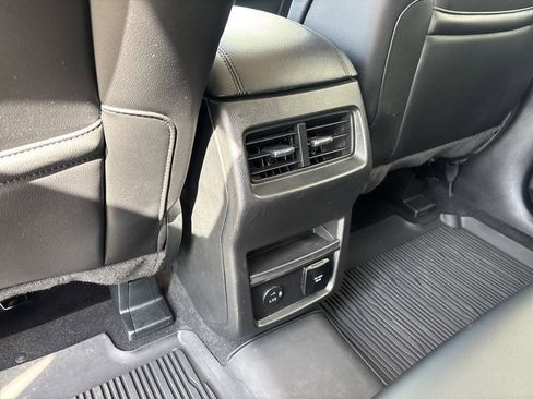 Used 2022 Ford Edge SEL w/ Convenience Package image 30