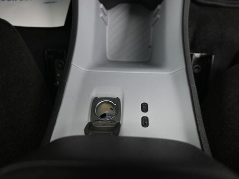 New 2027 Chevrolet Bolt RS w/ Technology Package FWD image 30