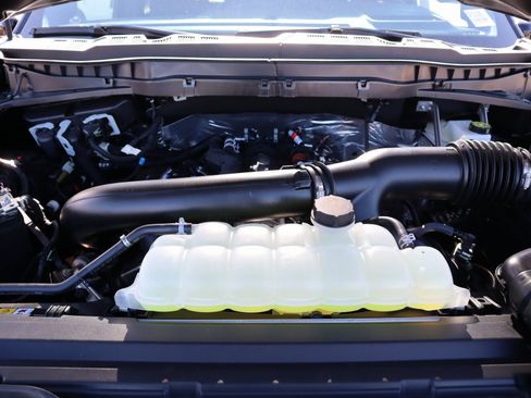 New 2025 Ford F150 Platinum w/ Equipment Group 702A High image 22