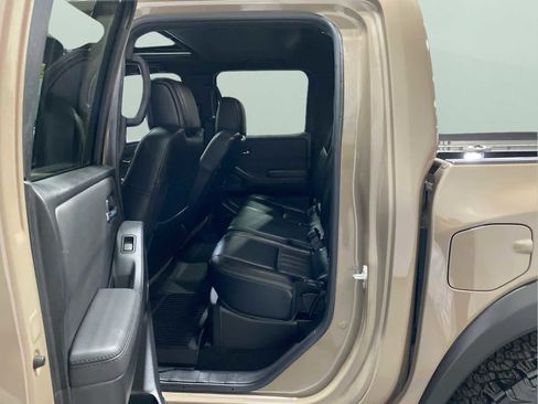 Used 2022 Nissan Frontier PRO-4X w/ Pro-4X Premium Package image 24