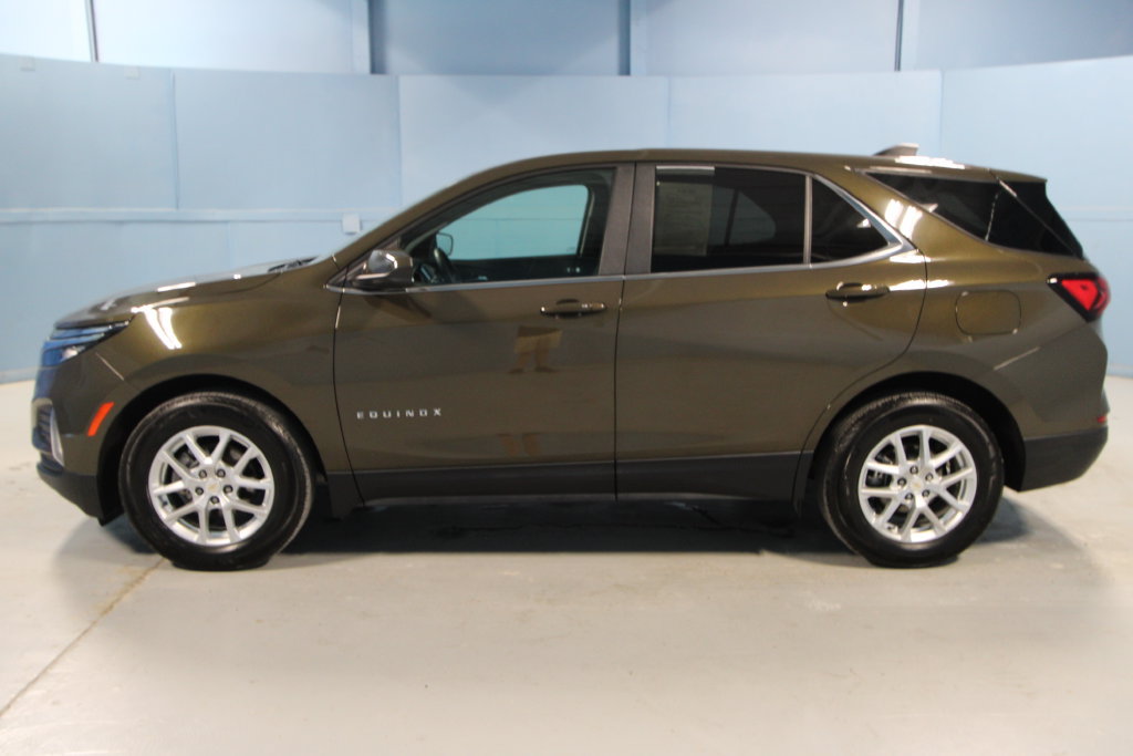 Used 2024 Chevrolet Equinox LT w/ LPO, Floor Liner Package FWD image 26