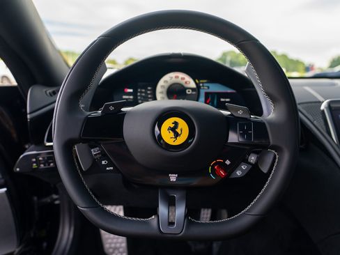 Certified 2022 Ferrari Roma image 30