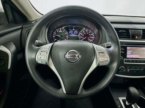 Used 2018 Nissan Altima 2.5 S w/ S Convenience Package image 11