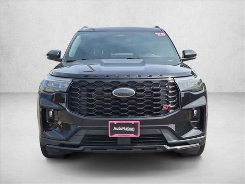 Used 2025 Ford Explorer ST w/ Sun And Sound Package AWD/4WD image 2