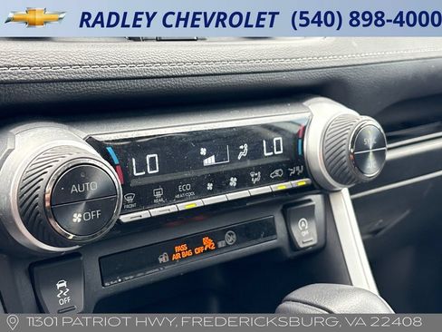 Used 2023 Toyota RAV4 XLE AWD/4WD image 10