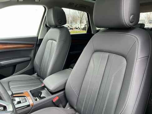 Used 2023 Audi Q5 2.0T Premium Plus w/ Premium Plus Package image 16