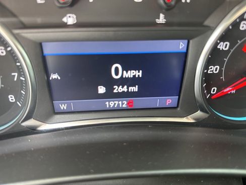 Used 2024 Chevrolet Equinox LT image 11