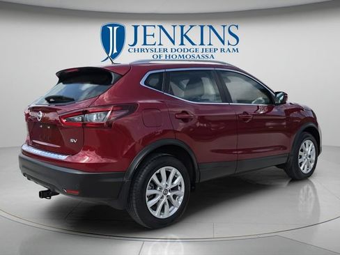 Used 2022 Nissan Rogue Sport SV w/ Technology Package FWD image 4