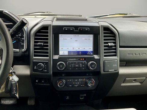 Used 2020 Ford F250 XL w/ STX Appearance Package AWD/4WD image 13