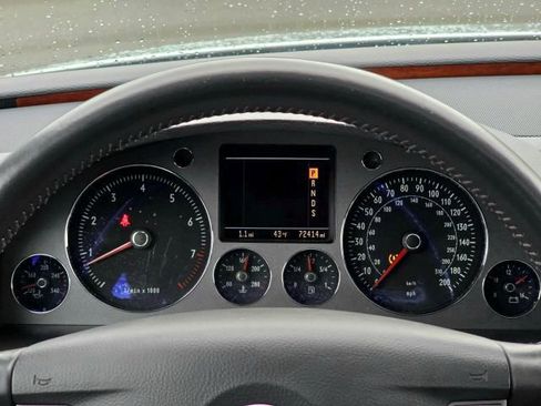 Used 2005 Volkswagen Phaeton V8 image 14