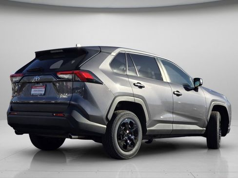 Used 2023 Toyota RAV4 LE image 20