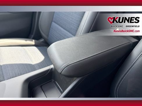 New 2026 Buick Envista Sport Touring w/ Convenience I Package FWD image 27