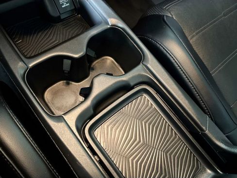 Certified 2018 Honda CR-V Touring image 16