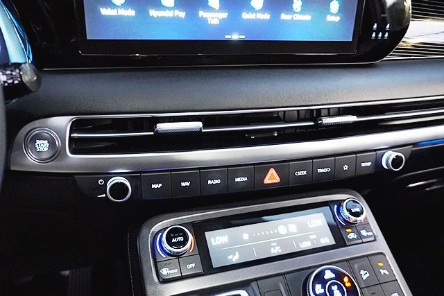 Certified 2024 Hyundai Palisade Calligraphy AWD/4WD image 43