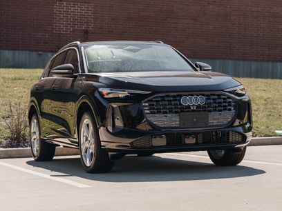 New 2025 Audi Q5 Premium Plus