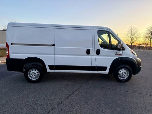 Used 2021 RAM ProMaster 2500 w/ Interior LED Lighting Group image 5
