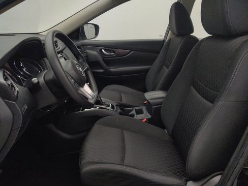 Used 2018 Nissan Rogue S AWD/4WD image 17