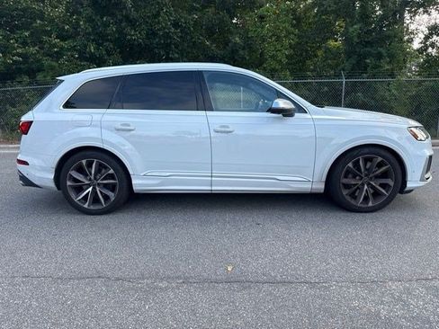 Used 2021 Audi SQ7 Premium Plus w/ Driver Assistance Package AWD/4WD image 4