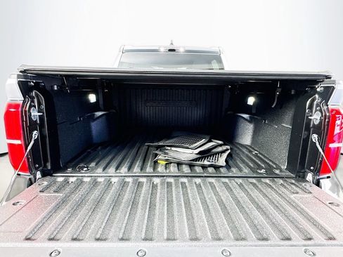 Used 2024 Toyota Tacoma TRD Sport image 26