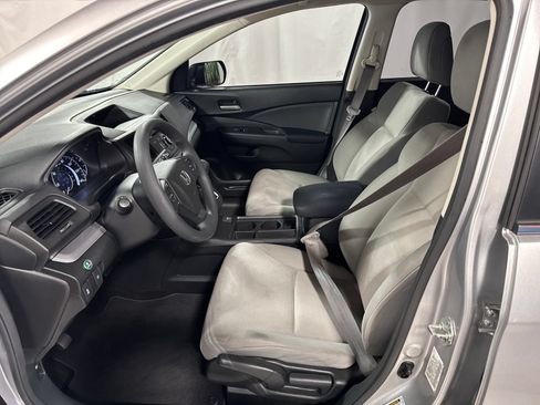 Used 2015 Honda CR-V LX image 3