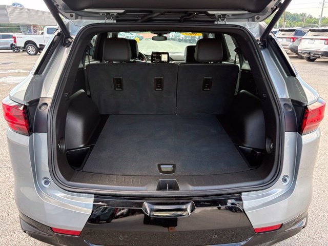 Used 2025 Chevrolet Blazer RS FWD image 31