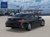 New 2025 Hyundai Elantra SE image 4
