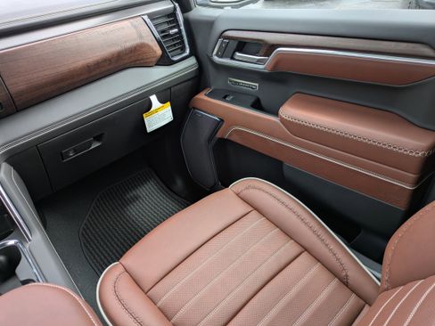New 2026 GMC Sierra 1500 Denali Ultimate image 16