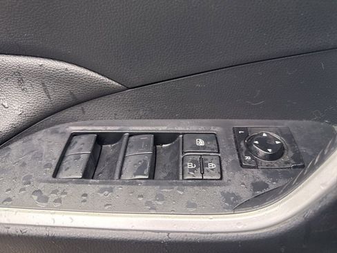 Used 2019 Toyota RAV4 LE w/ All Weather Liner Package image 20