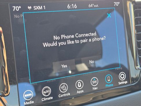 Used 2019 Chrysler Pacifica Touring-L Plus w/ Advanced Safetytec Group FWD image 5