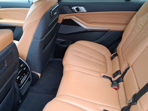Used 2019 BMW X7 xDrive40i w/ Premium Package image 13