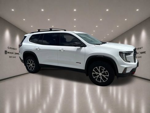 New 2026 GMC Acadia AT4 w/ Luxury Package AWD/4WD image 12