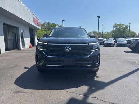 Used 2025 Volkswagen Atlas SEL Premium R-Line AWD/4WD image 6