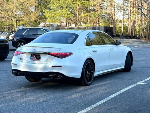 Used 2022 Mercedes-Benz S 580 S580 4MATIC w/ AMG Line Package image 4